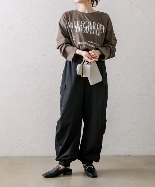 PUAL CE CIN(ピュアルセシン)の「大人スマート ロゴプリント ロンT(Tシャツ/カットソー・レディース・オフホワイト/ブラウン/チャコールグレー・FREE)」の19枚目の写真