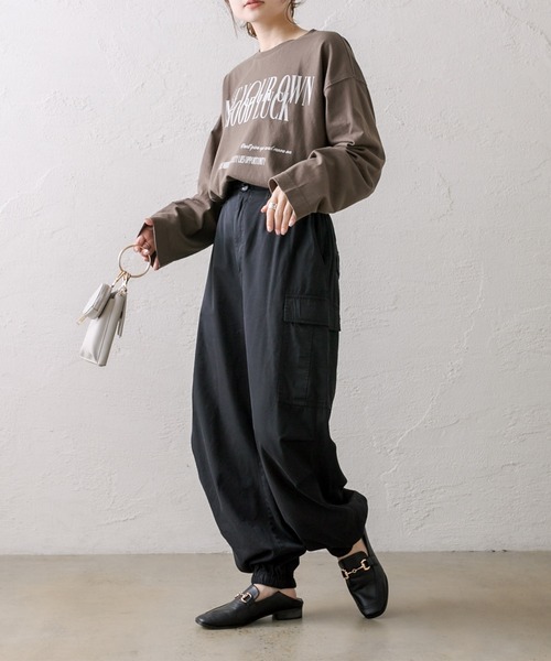 PUAL CE CIN(ピュアルセシン)の「大人スマート ロゴプリント ロンT(Tシャツ/カットソー・レディース・オフホワイト/ブラウン/チャコールグレー・FREE)」の20枚目の写真