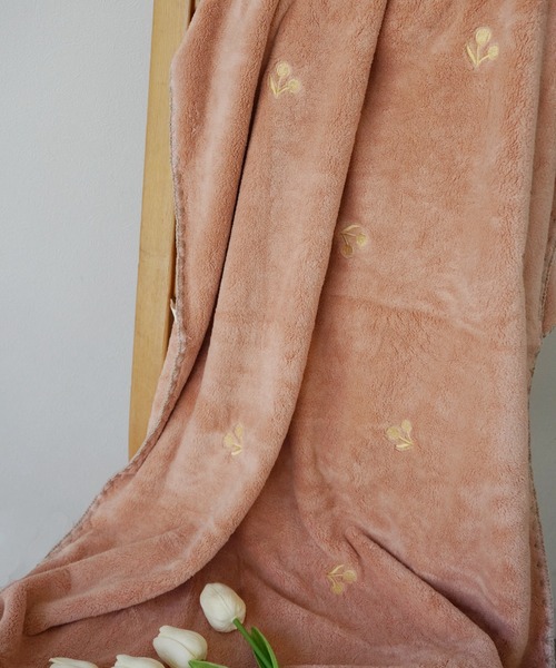 Port（ポート）の「ふわふわ  刺繍 ブランケット 【 チェリー / ムーン 】 #_（ブランケット・レディース・ホワイト/ピンク/ホワイト系その他/ブルー・FREE）」の17枚目の写真