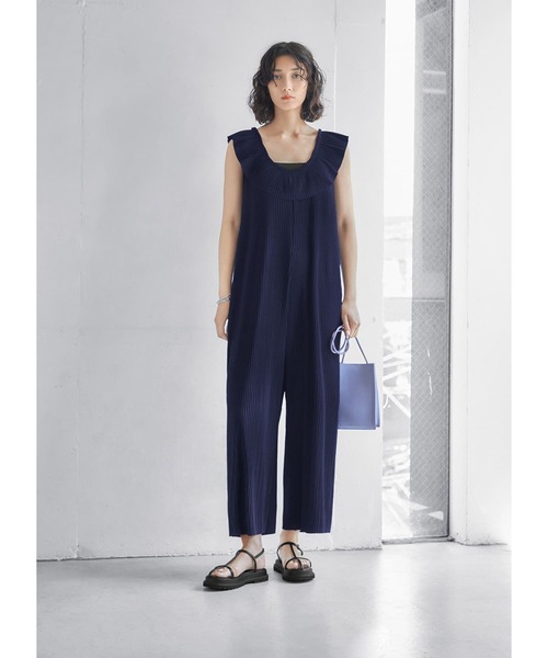 プリーツ加工ラッフルカラーサロペット