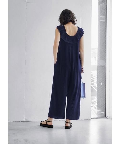 プリーツ加工ラッフルカラーサロペット