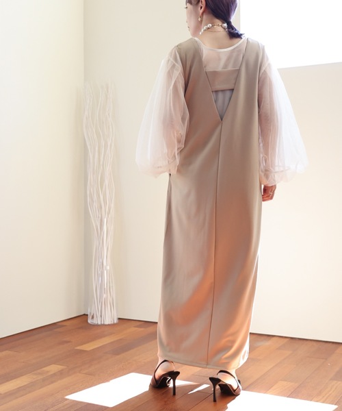 ULEULA（ウルア）の「２WAYジャンパースカート/Vネックワンピース（ジャンパースカート・レディース・ブラック/グレイッシュベージュ/アイボリー/グレー・FREE）」の17枚目の写真