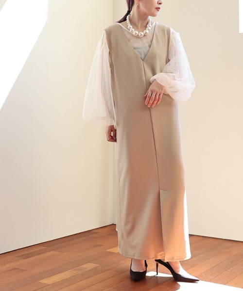 ULEULA（ウルア）の「２WAYジャンパースカート/Vネックワンピース（ジャンパースカート・レディース・ブラック/グレイッシュベージュ/アイボリー/グレー・FREE）」の18枚目の写真