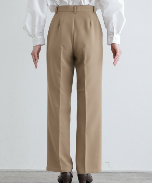 Pierrot（ピエロ）の「スタイルアップセンタープレスパンツ（スラックス・レディース・ブラック/ネイビー/ブルー系その他/ベージュ/ライトグレー/ライトベージュ/グレー・M/S/PM/PS/L/PL/LL）」の18枚目の写真