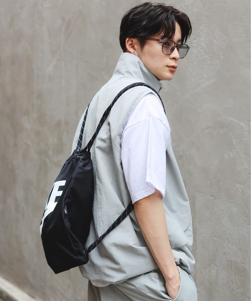 NIKE（ナイキ）の「【NIKE / ナイキ】ヘリテージ ナップサック（バックパック/リュック・メンズ・ブラック・ONESIZE）」の6枚目の写真