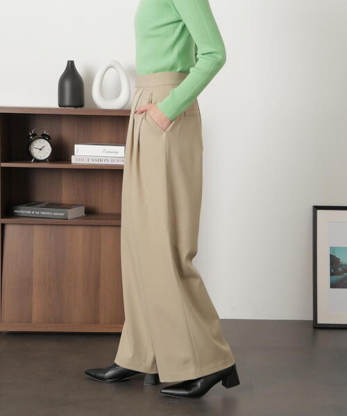 FREE'S MART（フリーズマート）の「◇２タックセミワイドパンツ（スラックス・レディース・ベージュ/ブラウン・MEDIUM/SMALL）」の10枚目の写真