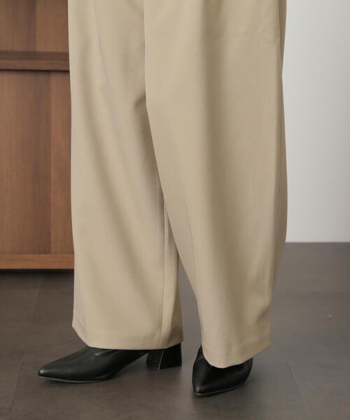 FREE'S MART（フリーズマート）の「◇２タックセミワイドパンツ（スラックス・レディース・ベージュ/ブラウン・MEDIUM/SMALL）」の14枚目の写真