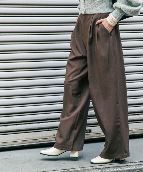 FREE'S MART（フリーズマート）の「◇２タックセミワイドパンツ（スラックス・レディース・ベージュ/ブラウン・MEDIUM/SMALL）」の20枚目の写真