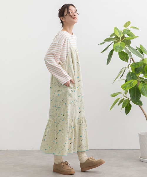 POU DOU DOU（プードゥドゥ）の「ボタニカル線画キャミソールワンピース（ワンピース・レディース・ベージュ/ブルー・3）」の14枚目の写真