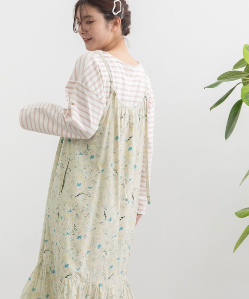 POU DOU DOU（プードゥドゥ）の「ボタニカル線画キャミソールワンピース（ワンピース・レディース・ベージュ/ブルー・3）」の17枚目の写真