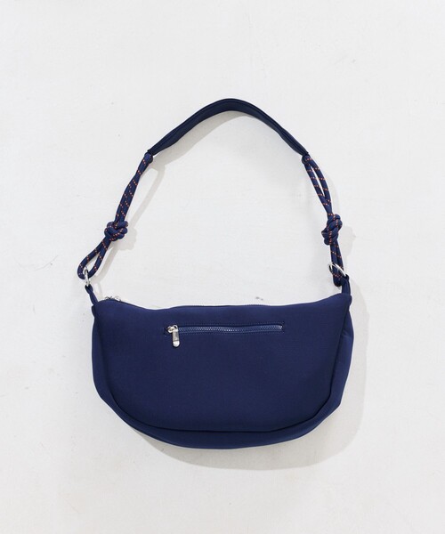 FREAK'S STORE（フリークスストア）の「限定展開　OUTDOOR PRODUCTS/アウトドアプロダクツ　別注 ダンボール ハーフムーン ショルダーバッグ（ショルダーバッグ・レディース・ネイビー/グレー/ブラック・ONE SIZE）」の18枚目の写真