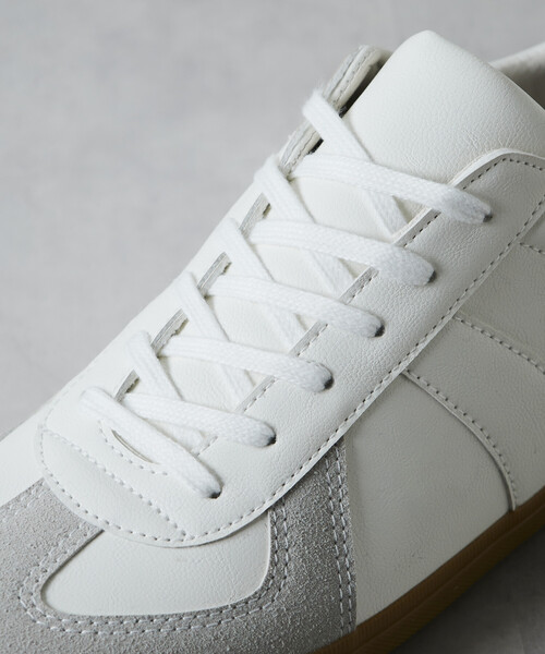 FREAK'S STORE(フリークスストア)の「限定展開 MILITARY TRAINER / ミリタリートレーナー(スニーカー・メンズ・ホワイト/ブラック・23.0cm/25.0cm/24.0cm/26.0cm/27.0cm/28.0cm)」の16枚目の写真