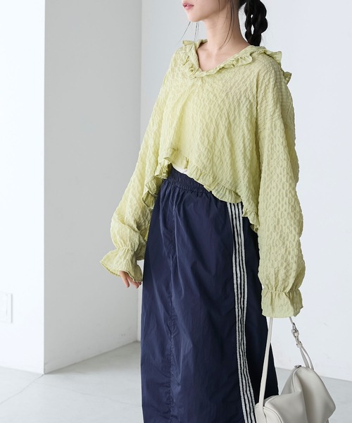 forksy.(フォルクシー)の「【forksy.】シアーフリルフードクロップドブラウス(シャツ/ブラウス・レディース・アイボリー/ブラック/ライム/ネイビー・FREE)」の8枚目の写真