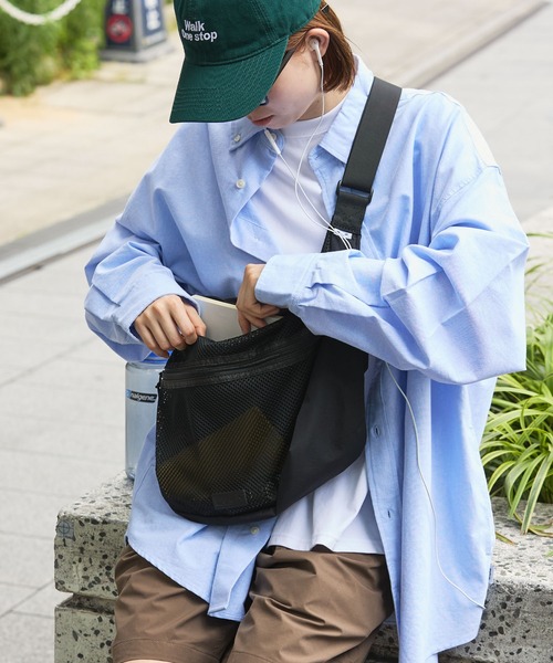 meltum(メルタム)の「OVERSIZED B.D SHIRT(シャツ/ブラウス・メンズ・ホワイト/ブラック/ネイビー/サックスブルー・FREE)」の12枚目の写真