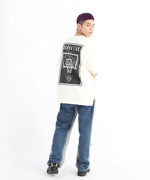 Manhattan Portage(マンハッタンポーテージ)の「S/S Print T-Shirt(Tシャツ/カットソー・メンズ・アイボリー/サックスブルー/チャコールグレー・SMALL/MEDIUM/LARGE/X-LARGE)」の16枚目の写真