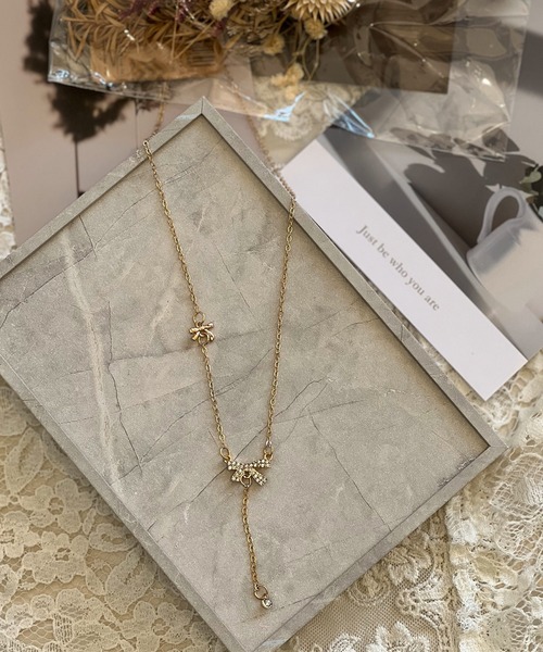 DiamondHearts(ダイヤモンドハーツ)の「リボン&ストーンチャームネックレス(ネックレス・レディース・シルバー/ゴールド系その他・FREE)」の10枚目の写真