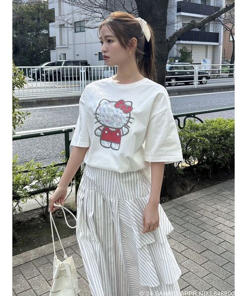 dazzlin(ダズリン)の「【ハローキティコラボ】50周年T(Tシャツ/カットソー・レディース・ブラック/オフホワイト・FREE)」の14枚目の写真