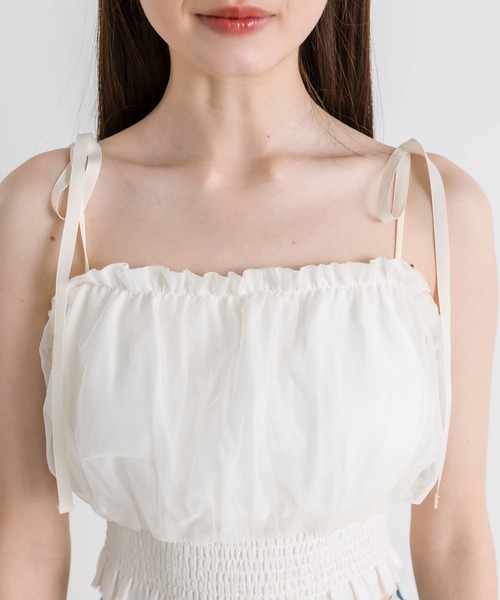 OLIVE des OLIVE（オリーブデオリーブ）の「チュール重ね裾シャーリングキャミ　1041060600（キャミソール・レディース・チャコールグレー/オフホワイト/ブラック・FREE）」の22枚目の写真