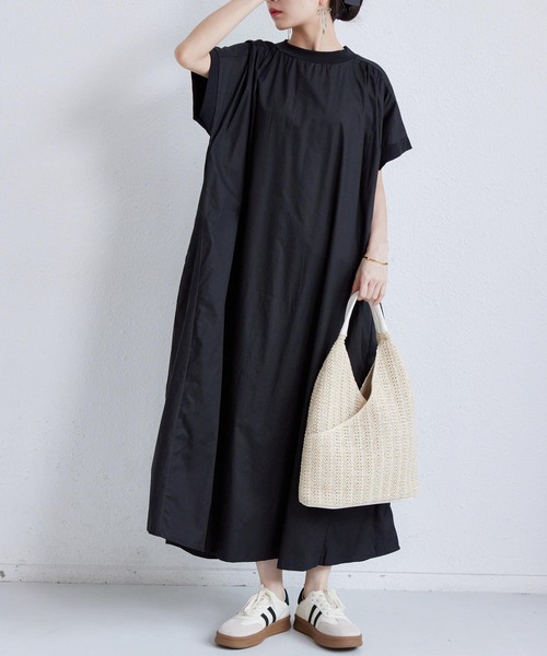 MAISON DE THERESE（メゾン ド テレーズ）の「フレンチ袖ビッグシルエットロングワンピース（ワンピース・レディース・ブラック/モカ/ネイビー/ホワイト・FREE）」の9枚目の写真