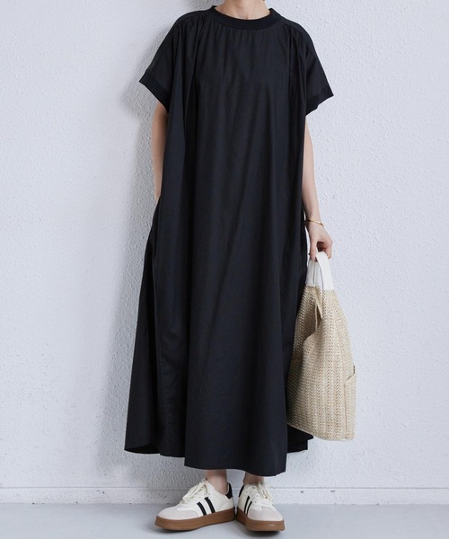 MAISON DE THERESE（メゾン ド テレーズ）の「フレンチ袖ビッグシルエットロングワンピース（ワンピース・レディース・ブラック/モカ/ネイビー/ホワイト・FREE）」の7枚目の写真