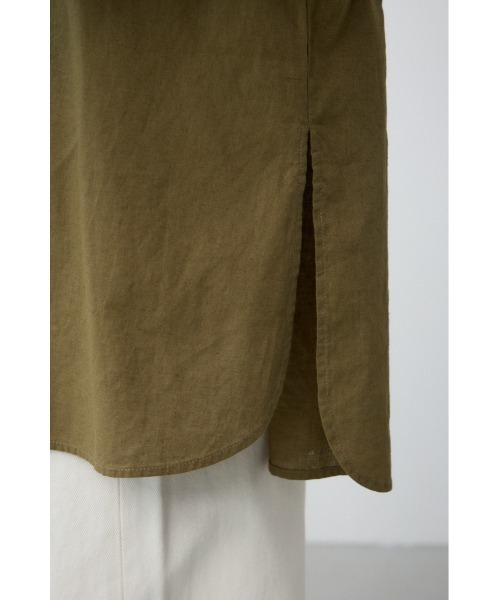 AZUL by moussy(アズールバイマウジー)の「コットンリネンバックデザインシャツ(シャツ/ブラウス・レディース・ブラック/カーキ/アイボリー・FREE)」の5枚目の写真