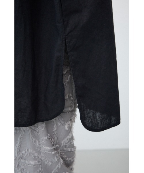 AZUL by moussy(アズールバイマウジー)の「コットンリネンバックデザインシャツ(シャツ/ブラウス・レディース・ブラック/カーキ/アイボリー・FREE)」の17枚目の写真