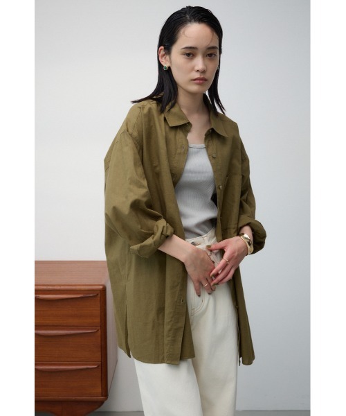 AZUL by moussy(アズールバイマウジー)の「コットンリネンバックデザインシャツ(シャツ/ブラウス・レディース・ブラック/カーキ/アイボリー・FREE)」の14枚目の写真