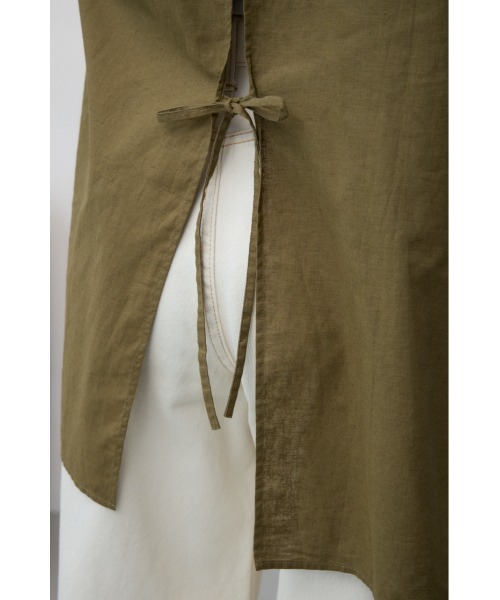 AZUL by moussy(アズールバイマウジー)の「コットンリネンバックデザインシャツ(シャツ/ブラウス・レディース・ブラック/カーキ/アイボリー・FREE)」の9枚目の写真