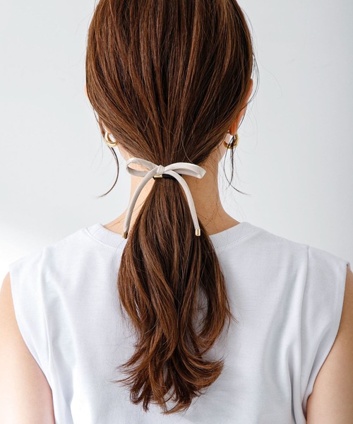 URBAN RESEARCH Sonny Label(アーバンリサーチサニーレーベル)の「リボンヘアゴム(ヘアゴム・レディース・ベージュ/ブラック・ONE)」の1枚目の写真