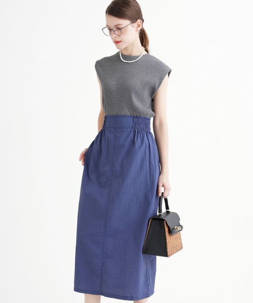 saloon（サルーン）の「SALOON(サルーン)/ドッキングタイトワンピース【洗濯機洗い可】（ワンピース・レディース・ブラック/ダークブルー/ベージュ・FREE）」の3枚目の写真