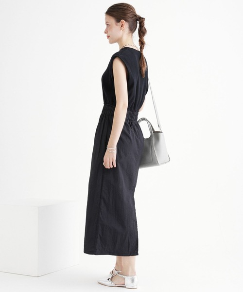saloon（サルーン）の「SALOON(サルーン)/ドッキングタイトワンピース【洗濯機洗い可】（ワンピース・レディース・ブラック/ダークブルー/ベージュ・FREE）」の12枚目の写真