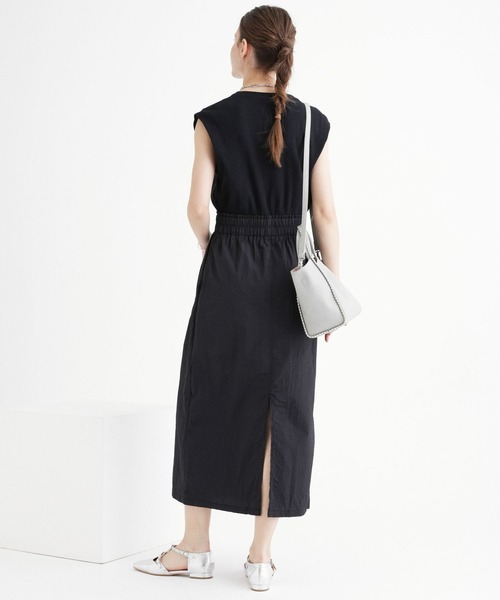 saloon（サルーン）の「SALOON(サルーン)/ドッキングタイトワンピース【洗濯機洗い可】（ワンピース・レディース・ブラック/ダークブルー/ベージュ・FREE）」の21枚目の写真