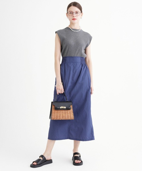 saloon（サルーン）の「SALOON(サルーン)/ドッキングタイトワンピース【洗濯機洗い可】（ワンピース・レディース・ブラック/ダークブルー/ベージュ・FREE）」の15枚目の写真