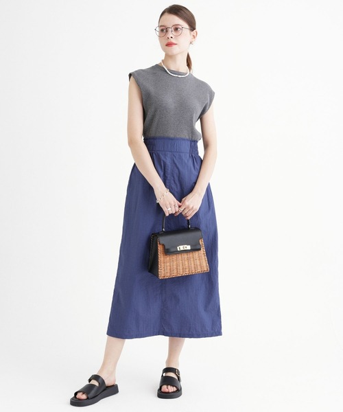 saloon（サルーン）の「SALOON(サルーン)/ドッキングタイトワンピース【洗濯機洗い可】（ワンピース・レディース・ブラック/ダークブルー/ベージュ・FREE）」の22枚目の写真