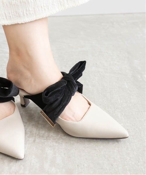 RANDA（ランダ）の「ベロアリボンミュールパンプス（パンプス・レディース・アイボリー/グレー系その他4/ブラック・LL/S/L/M）」の7枚目の写真