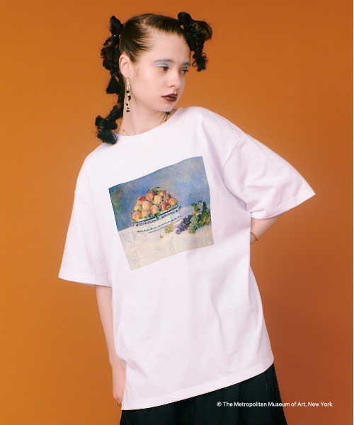 manana suerte(マニャーナスエルテ)の「THE METコラボ オーバーサイズTシャツ(Tシャツ/カットソー・レディース・ブラック/ホワイト・FREE)」の8枚目の写真