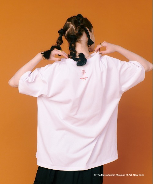 manana suerte(マニャーナスエルテ)の「THE METコラボ オーバーサイズTシャツ(Tシャツ/カットソー・レディース・ブラック/ホワイト・FREE)」の10枚目の写真