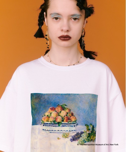 manana suerte(マニャーナスエルテ)の「THE METコラボ オーバーサイズTシャツ(Tシャツ/カットソー・レディース・ブラック/ホワイト・FREE)」の7枚目の写真