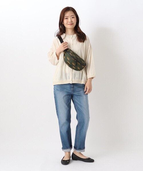 one'sterrace(ワンズテラス)の「kiu ウォータープルーフボディバッグ S(ボディバッグ/ウエストポーチ・レディース・ブラック系8/グリーン系その他6・99)」の5枚目の写真