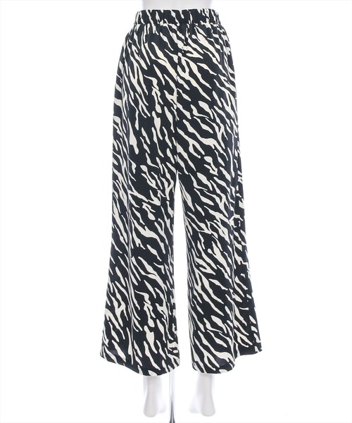 clear（クリア）の「アニマルプリントパンツ［大人 カジュアル ゼブラ柄］≪再入荷≫（その他パンツ・レディース・アイボリー/ブラック・F）」の6枚目の写真
