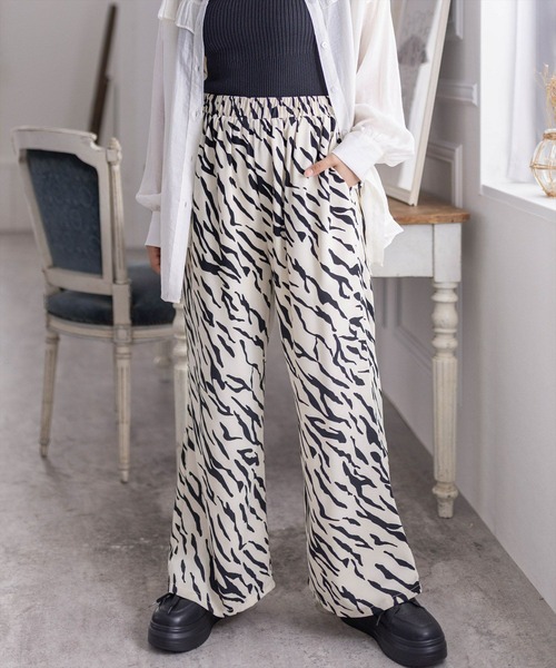 clear（クリア）の「アニマルプリントパンツ［大人 カジュアル ゼブラ柄］≪再入荷≫（その他パンツ・レディース・アイボリー/ブラック・F）」の21枚目の写真