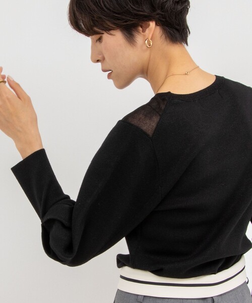 NOLLEY’S Sophi(ノーリーズソフィ)の「部分シアーパワショルプルオーバーニット(ニット/セーター・レディース・ホワイト/ベビーピンク/ブラック・38)」の22枚目の写真