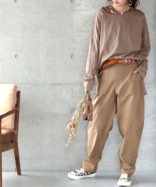 HUG.U(ハグユー)の「ほどゆるカーゴパンツ(チノパンツ・レディース・ベージュ/ダークグレー/サンドベージュ/ブラック/カーキ・M/L/XL)」の12枚目の写真