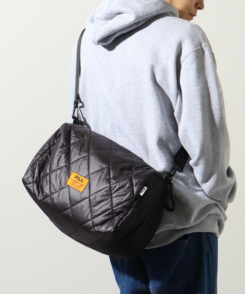 FILA(フィラ)の「【FILA/フィラ】 パデット ドラムショルダーバッグ(ショルダーバッグ・メンズ・アイボリー/カーキ/ブラック・FREE)」の6枚目の写真