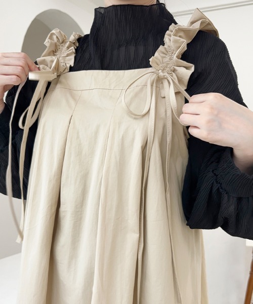 Doux Belle(ドゥーベル)の「バルーンスリーブシアートップス(Tシャツ/カットソー・レディース・ブラック/オリーブ/アイボリー・MEDIUM)」の14枚目の写真