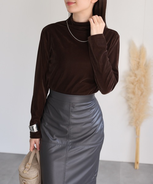 sakishimatokyo(サキシマトーキョー)の「ハイネックベロアトップス/長袖TOPS(Tシャツ/カットソー・レディース・オフホワイト/ブラック/チャコール/ブラウン/ボルドー・FREE)」の20枚目の写真