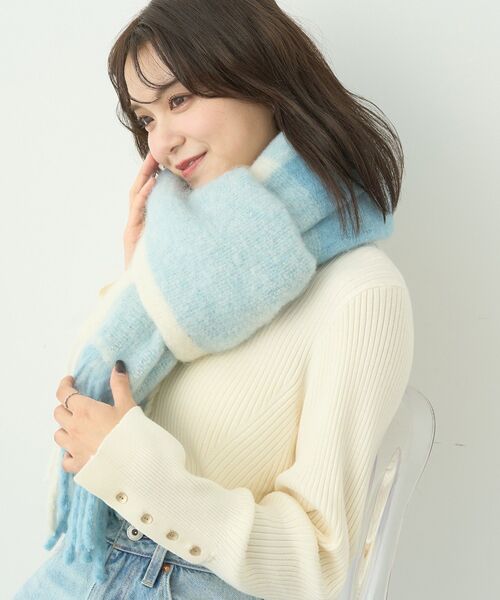 earth music&ecology（アースミュージックアンドエコロジー）の「ボリュームチェックマフラー（マフラー・レディース・ライトブルー/ブラック/ピンク・FREE）」の9枚目の写真