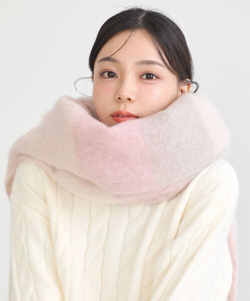 earth music&ecology（アースミュージックアンドエコロジー）の「ボリュームチェックマフラー（マフラー・レディース・ライトブルー/ブラック/ピンク・FREE）」の14枚目の写真