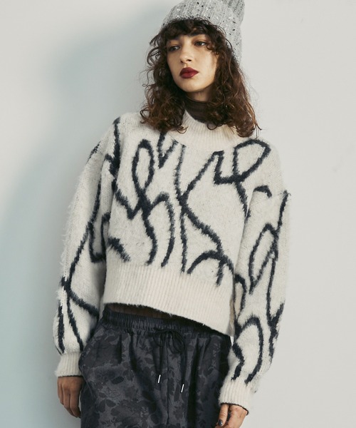 uyu.(ウユ)の「Art pattern high neck knit / アート模様 ハイネックニット【uyu./ウユ】(ニット/セーター・レディース・チャコールグレー/アイボリー・FREE)」の2枚目の写真