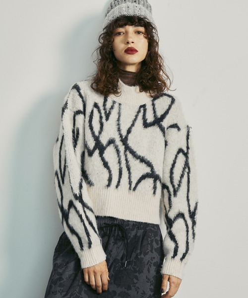 uyu.(ウユ)の「Art pattern high neck knit / アート模様 ハイネックニット【uyu./ウユ】(ニット/セーター・レディース・チャコールグレー/アイボリー・FREE)」の11枚目の写真
